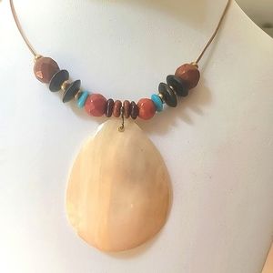 Waterline Agate-Hand-Polished Pendant Bead Necklace 9"